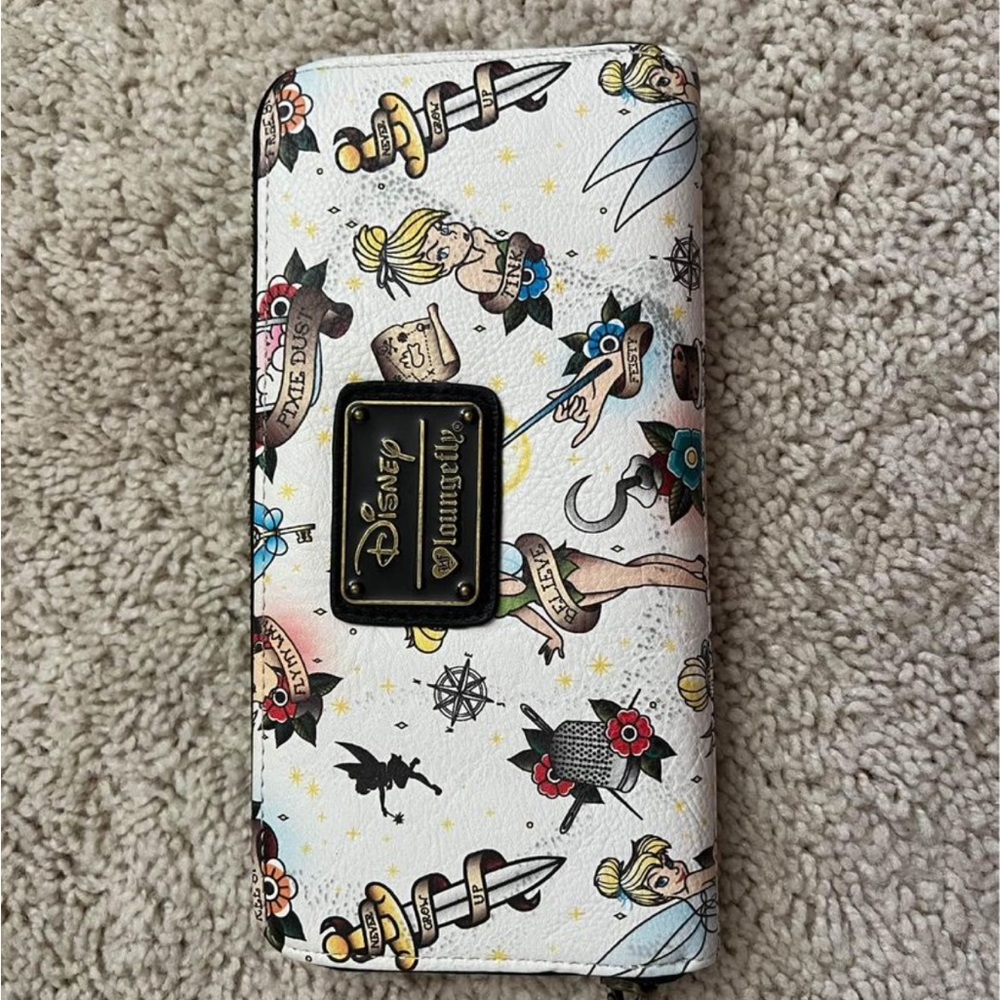 Loungefly wallet
